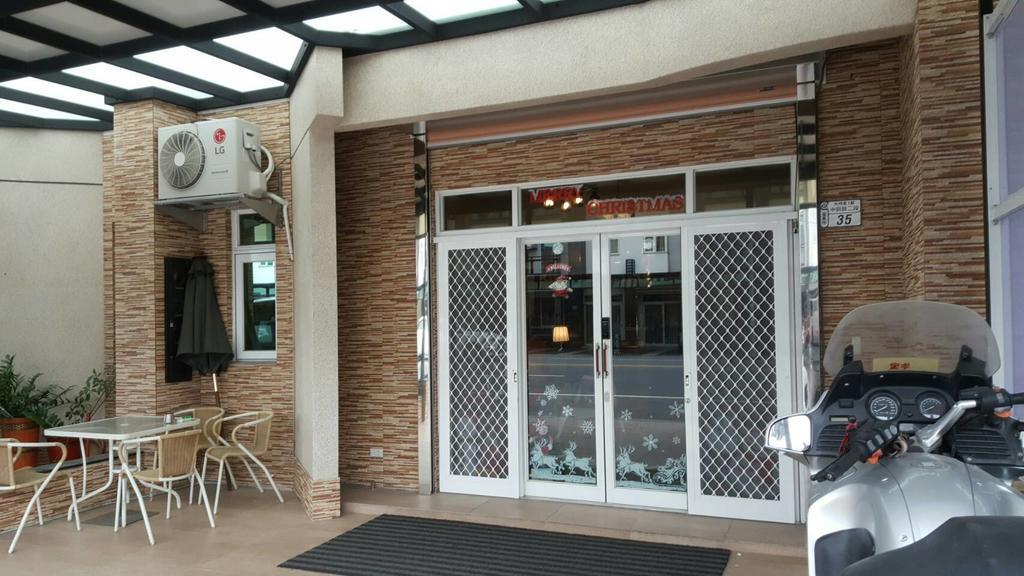 Happy B&B Taitung Екстер'єр фото